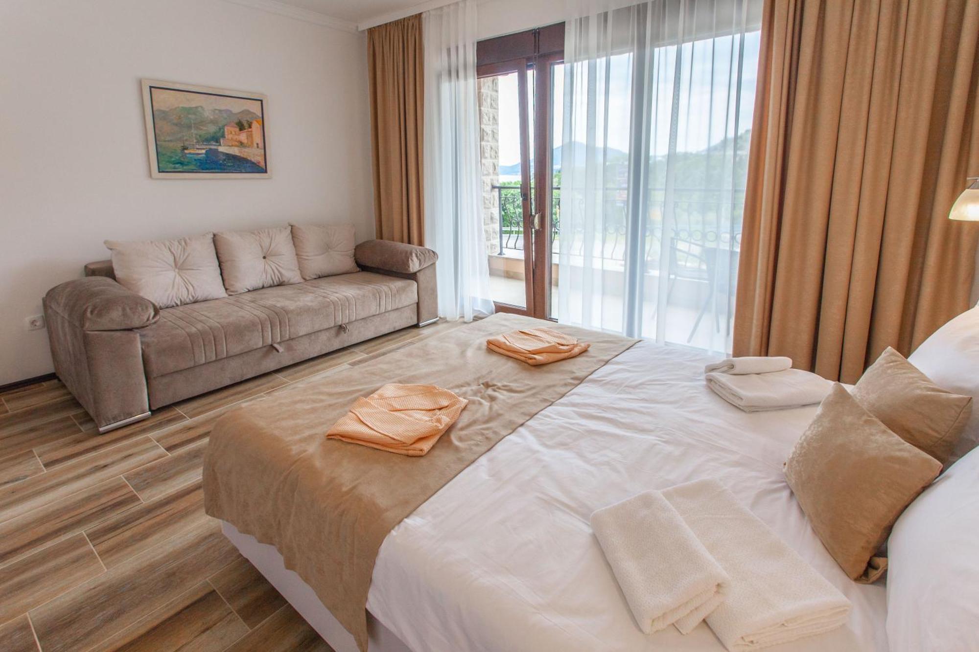 Rosmarino Appartement Sveti Stefan Buitenkant foto