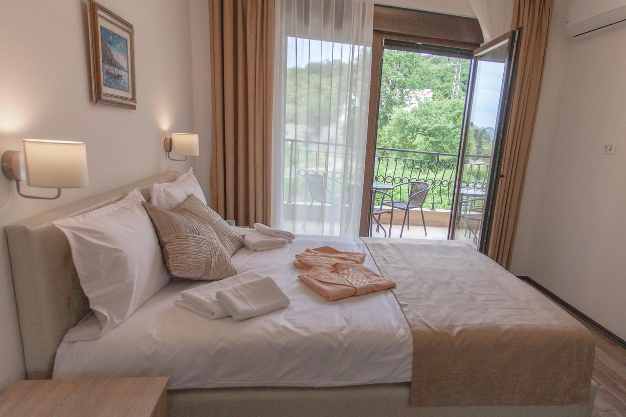 Rosmarino Appartement Sveti Stefan Buitenkant foto