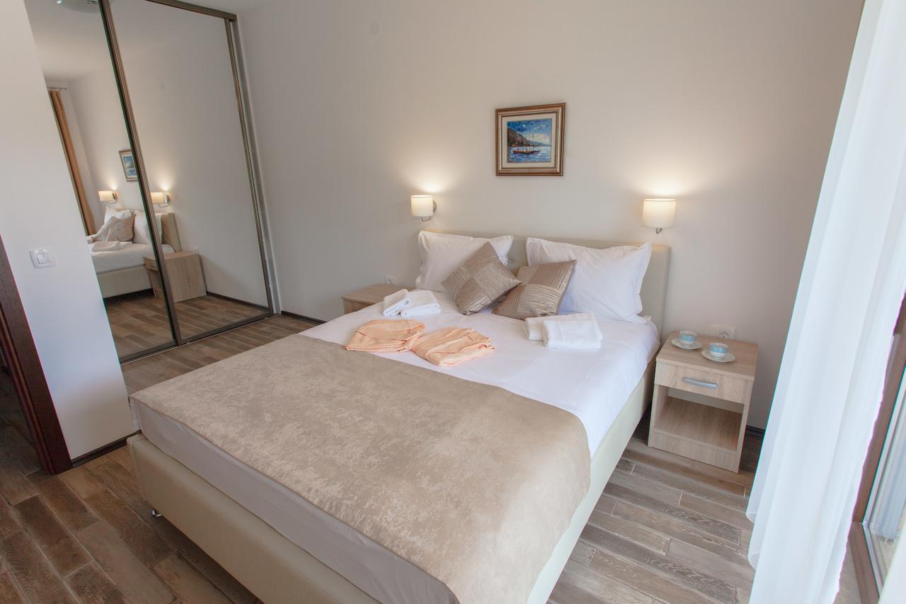 Rosmarino Appartement Sveti Stefan Buitenkant foto