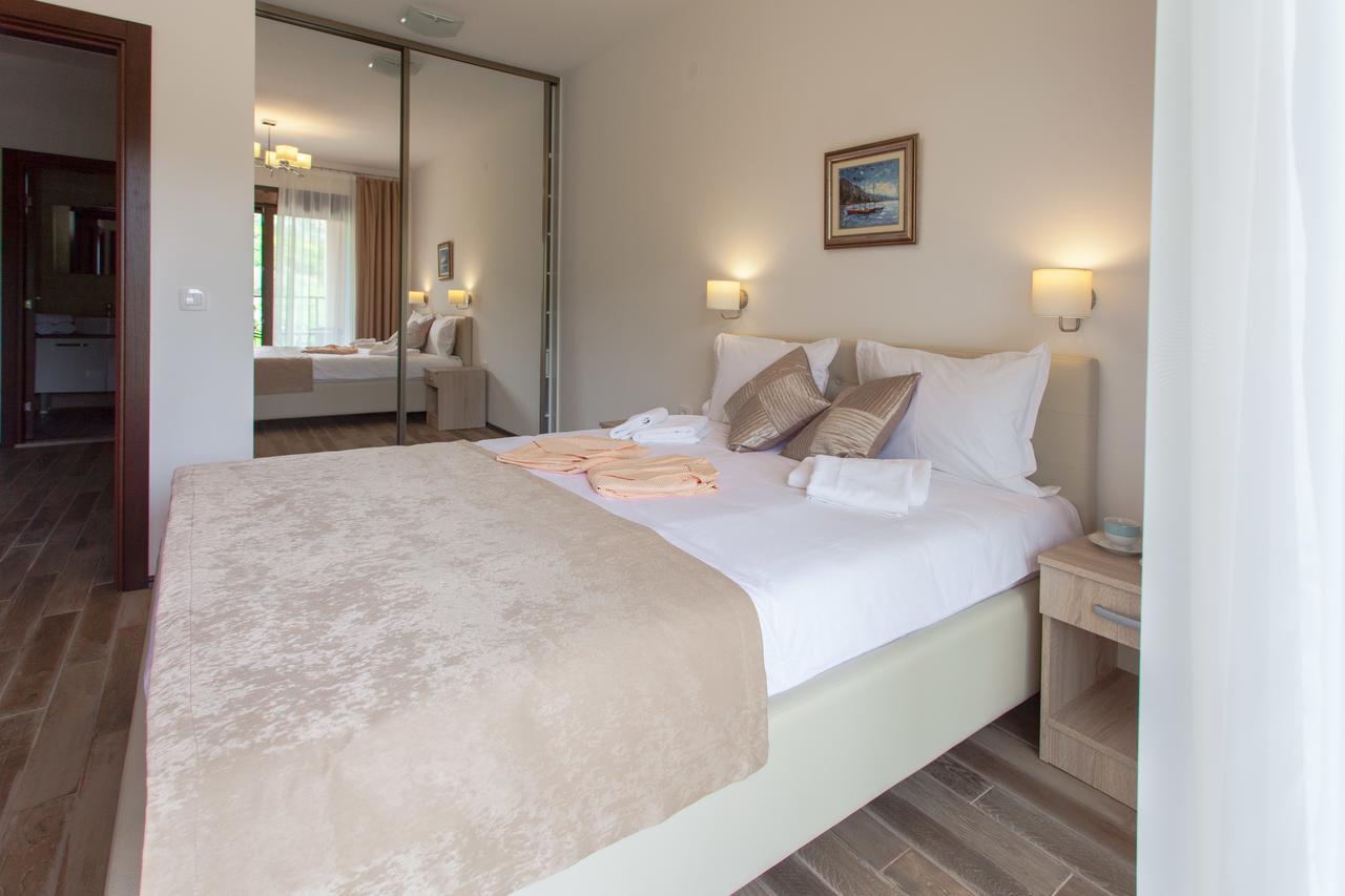 Rosmarino Appartement Sveti Stefan Buitenkant foto