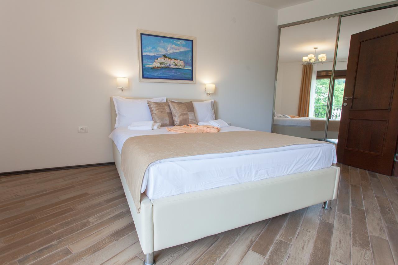 Rosmarino Appartement Sveti Stefan Buitenkant foto