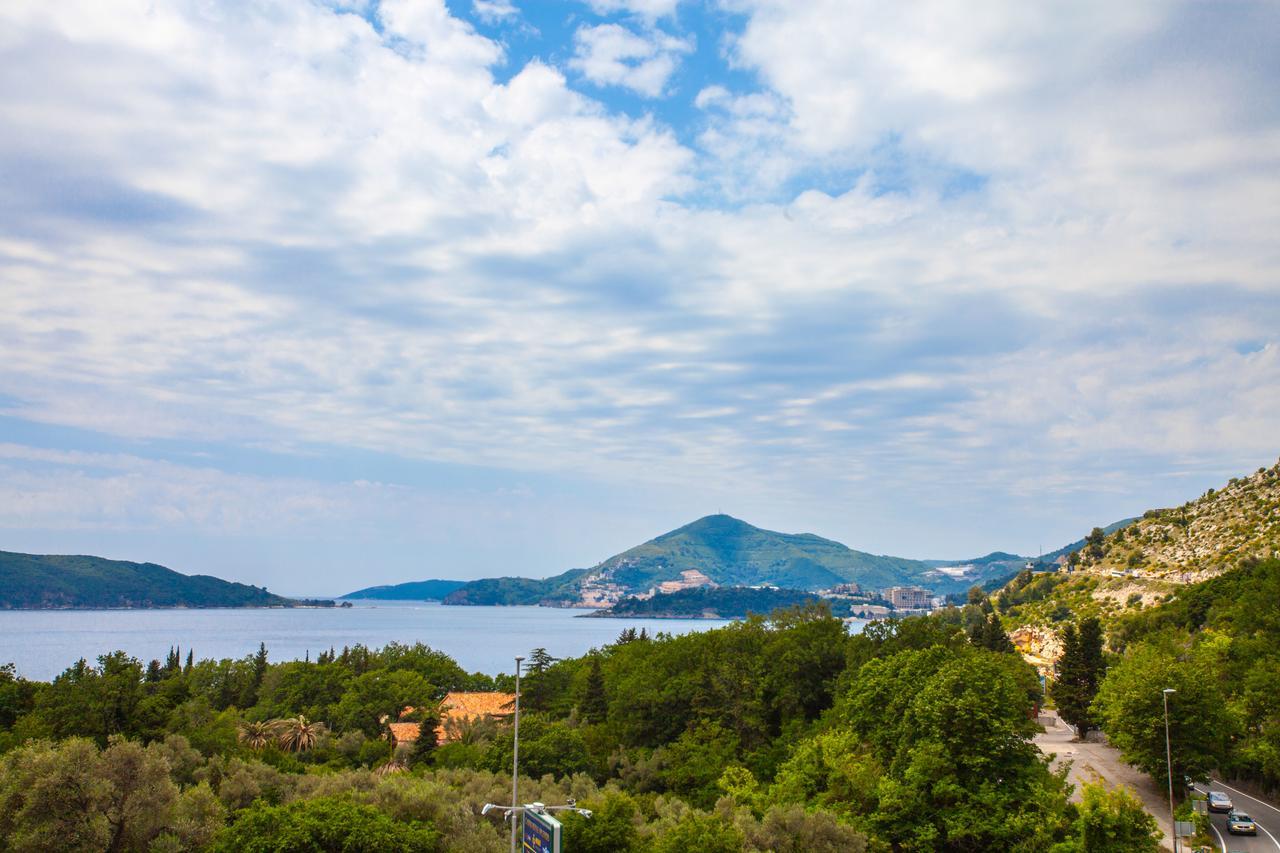 Rosmarino Appartement Sveti Stefan Buitenkant foto