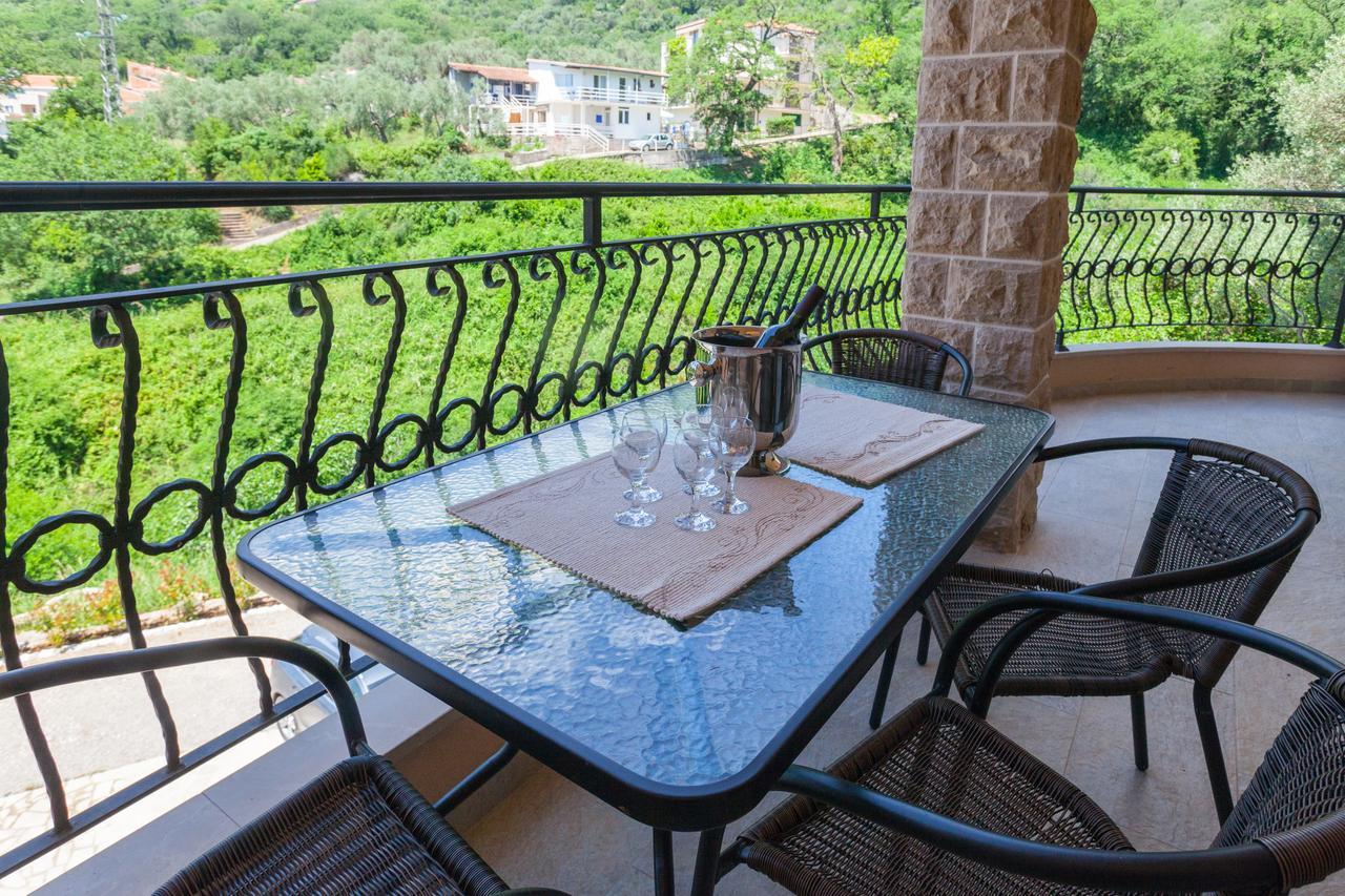Rosmarino Appartement Sveti Stefan Buitenkant foto
