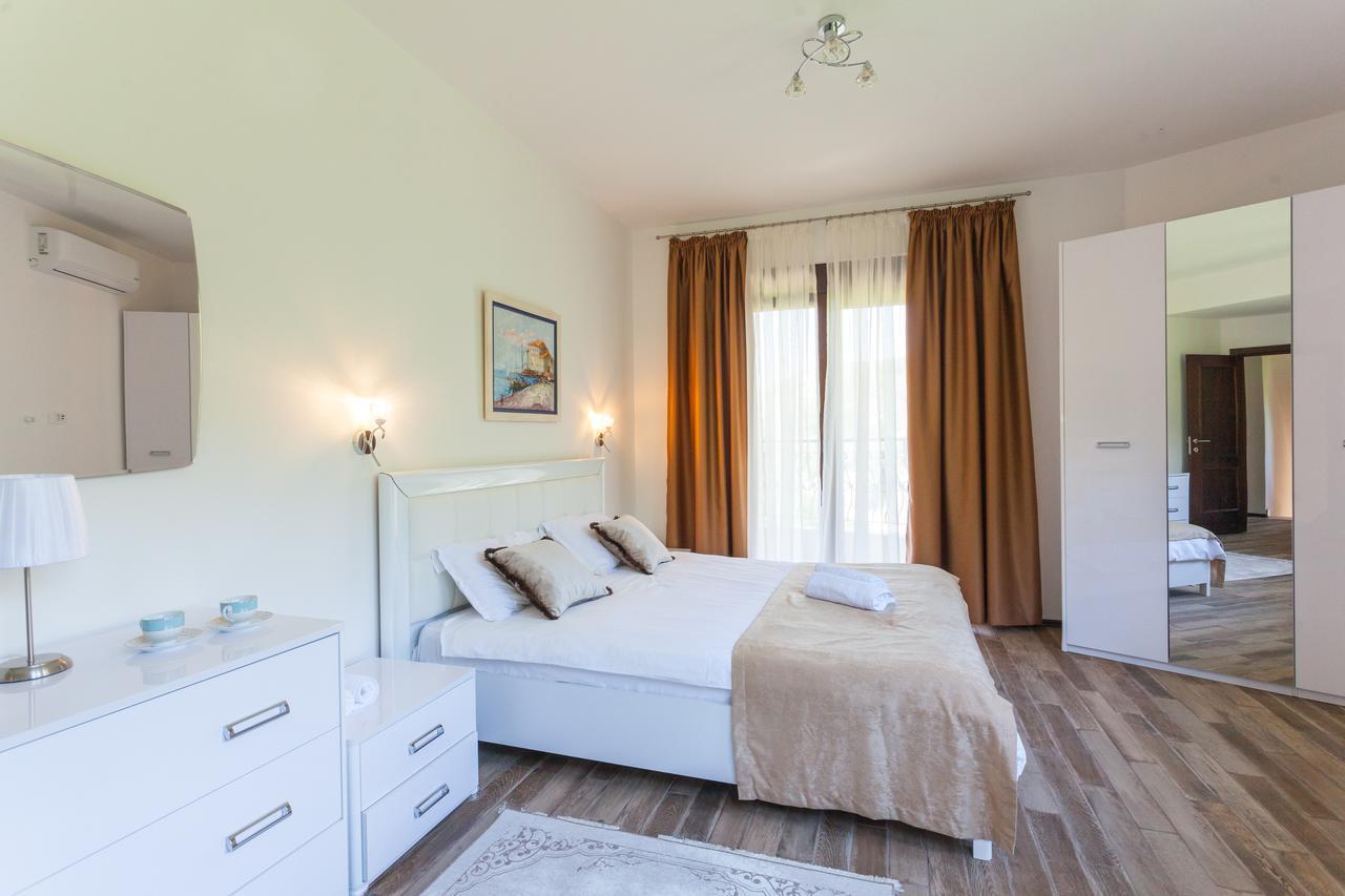 Rosmarino Appartement Sveti Stefan Buitenkant foto
